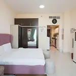 Cosy Studio - Low Floor - Fully Equipped