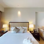 Key View - Emaar Residences, Marina Mall