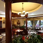 Carlton Palace Hotel