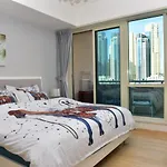 Dubai Marina 1 Bedroom Apt. walking distance JBR.