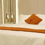 Luxury Apartment - Harbour Tower Gate 1