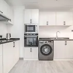 Boutique Luxury Living Near Palm Jumeirah