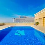 Linda Home Stay Not Hotel