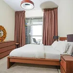 Great 1Br Apartment In Sport City