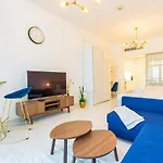 Gorgeous Studio With Breath-Taking Palm Views