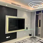 Quasi-Hotels - Luxury 3-Beds In Paramount Midtown