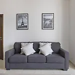 Stonetree - Bright & Modish 1Br Apartment