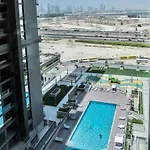 Stylish 1 Bedroom Downtown Dubai View