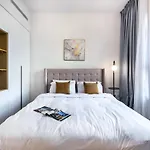 Spacious 2Br Flat, La Rive 2