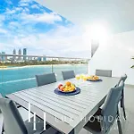 Lux Opulent Island Suite Burj Khalifa View 7