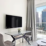 Silkhaus New Tower Modern Studio With Separated Bedroom