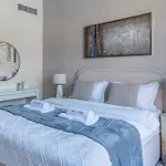 Stunning 1 Bedroom Apartment With Pool View In Jvc Dubai