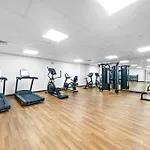 Stylish 1Br Near Metro!