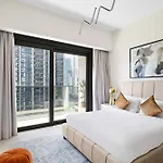 Aliving Elegant 1Br - Near Burj Khalifa & Dubai Mall Act One Act Two, Downtown