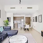 Aliving Elegant 1Br - Near Burj Khalifa & Dubai Mall Act One Act Two, Downtown