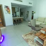 Deluxe One Bedroom Apartment For Rent In Dubai Al Barsha South