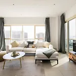 Dazzling Studio Stunning Ain Dubai View Marina