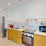 Primestay - La Vie, Jbr