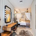 Stylish 2Br At Paramount Hotel Midtown