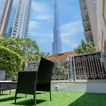 Terrace Balcony Burj Khlaifa View Fast Wifi