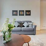Rh- Urban Living, Spacious 01Br, Near Burj Khalifa