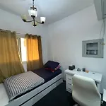 The Regal Residency Studio, 1 Minute Walking Distance From Gold Souk