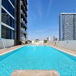 Elegant Studio Apartment In Park View Tower Jvc