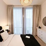 Grand 2Br Apartment In Noura Tower, Business Bay By Deluxe Holiday Homes