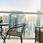 Studio Apartment Marina Dubai And Sea View At 10Mn From Jbr Beach & Metro Deluxe Studio Apt For 4Ppl Late Check-In & Late Check-Out