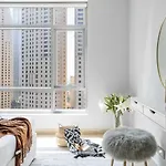 Guestready - Glamorous Interiors With Marina Views