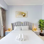 Ocean Heights - Exquisite One Bedroom