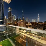 Stunning Two Bedroom Apartment With Private Balcony & Burj Khalifa By Luxury Space