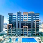 Beautiful Studio With A Spacious Balcony In Meydan