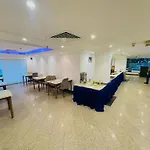 Queens Hotel