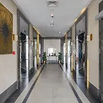 Cozy And Contemporary Studio In Dubailand