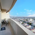 Stunning 1Br With Golf View In Sports City