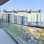 Livbnb Suites - 1Br With Sea View & Beach Access