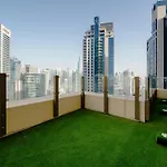 First Class Apartments In Heart Of Jbr, Steps To The Beach - 121 Living