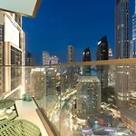 High-Floor 2 Bedroom Premium Apt And Burj Khalifa Views By Vibel