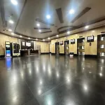Atelier Partition Room In Tecom Near Internet City Metro
