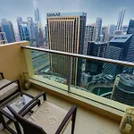 Elegant Studio, Address Marina.