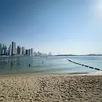 Beachfront Apartment On The Palm Jumeirah With Amazing View Rooftop Infinity Pool