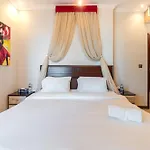 Downtown Dubai - 2 Bed 3 Bath Flat - Views Of The Burj & Fountains