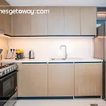 Homesgetaway - Luxury 2Br Apartment In Burj Crown