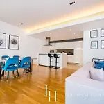 Lux - The Bluewater Island Suite