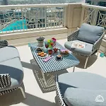 Dream Inn - Apartment With Private Terrace, 29 Boulevard Downtown