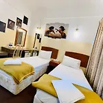 Queens Hotel