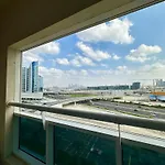 Apartment 1 Bedroom In The Heart Of Business Bay