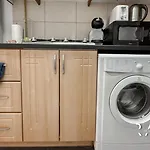 Rare Holiday Homes - Dubai Sports City - Elite Residence - R1303