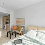 Cozy Sea & Marina View Apt With Rooftop Pool & Private Beach In Palm Jumeirah, Steps To Nakheel Mall
